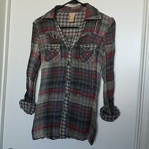 Buckle (daytrip) top